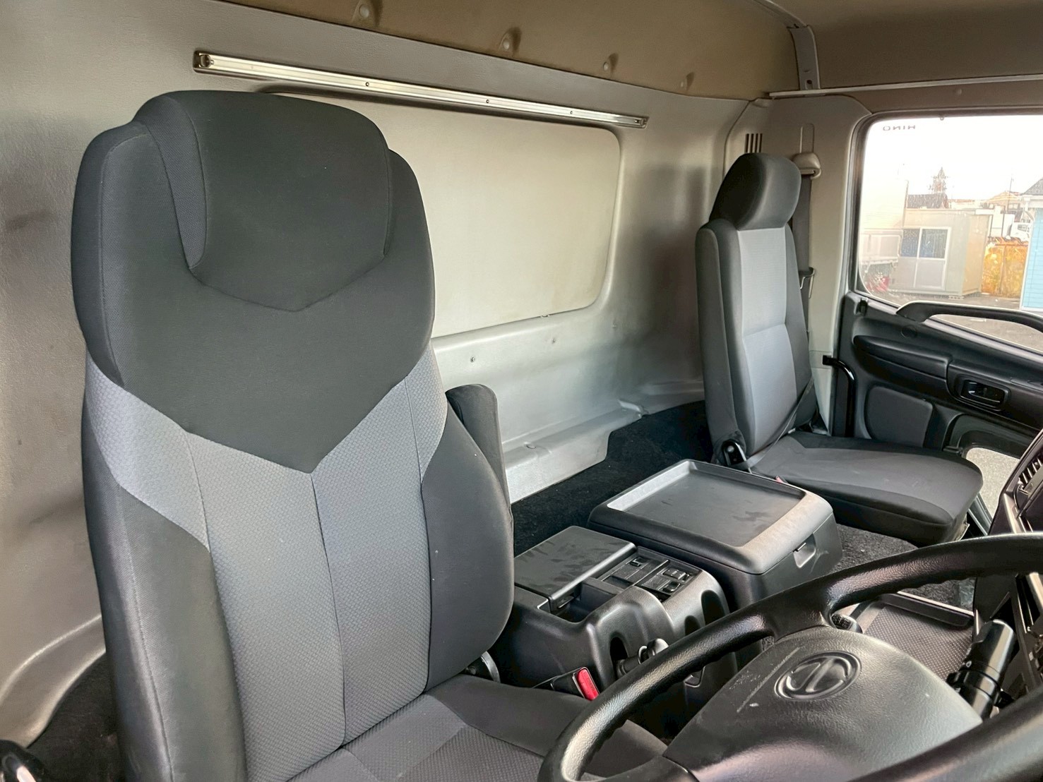 日野 10t超  アルミウィング QPG-FW1EZEG