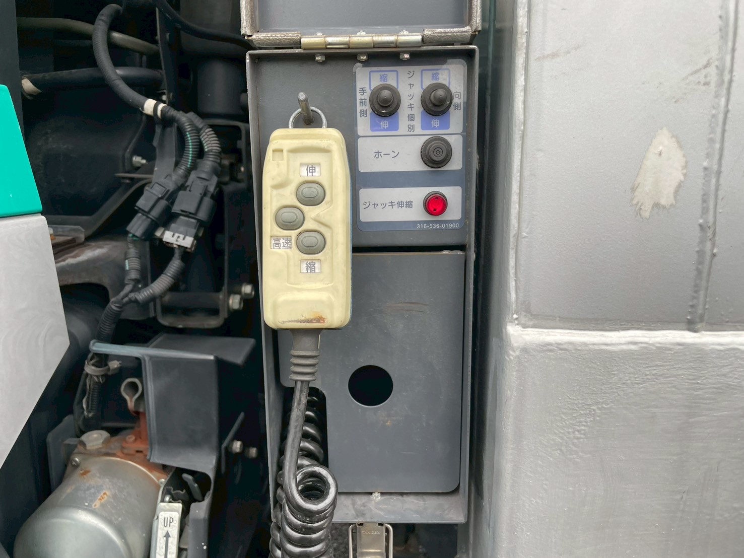 三菱 10t超  セルフ QKG-FS54VZ