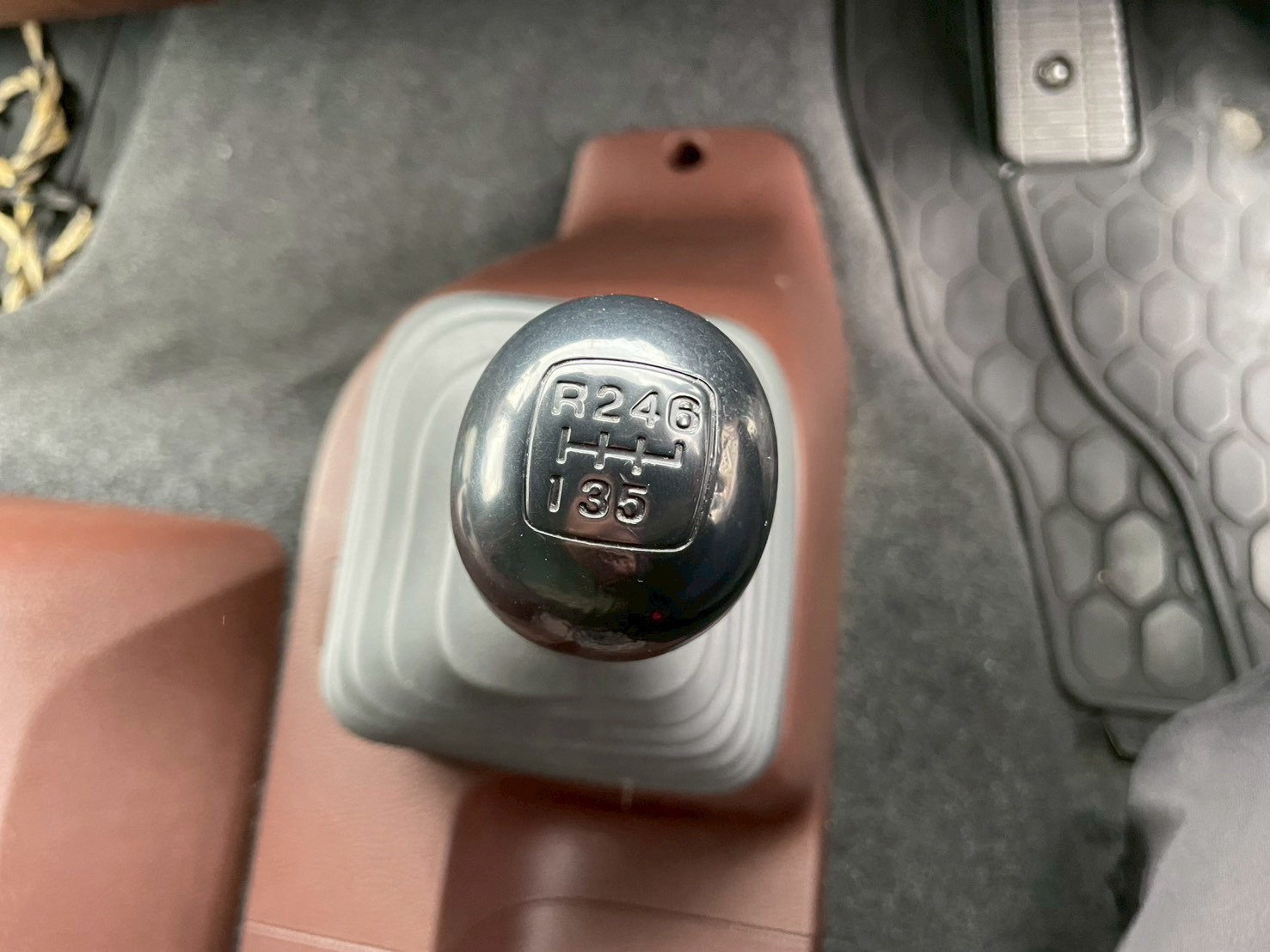 日野 中型増トンワイド  アルミウィング 2PG-FE2ABG