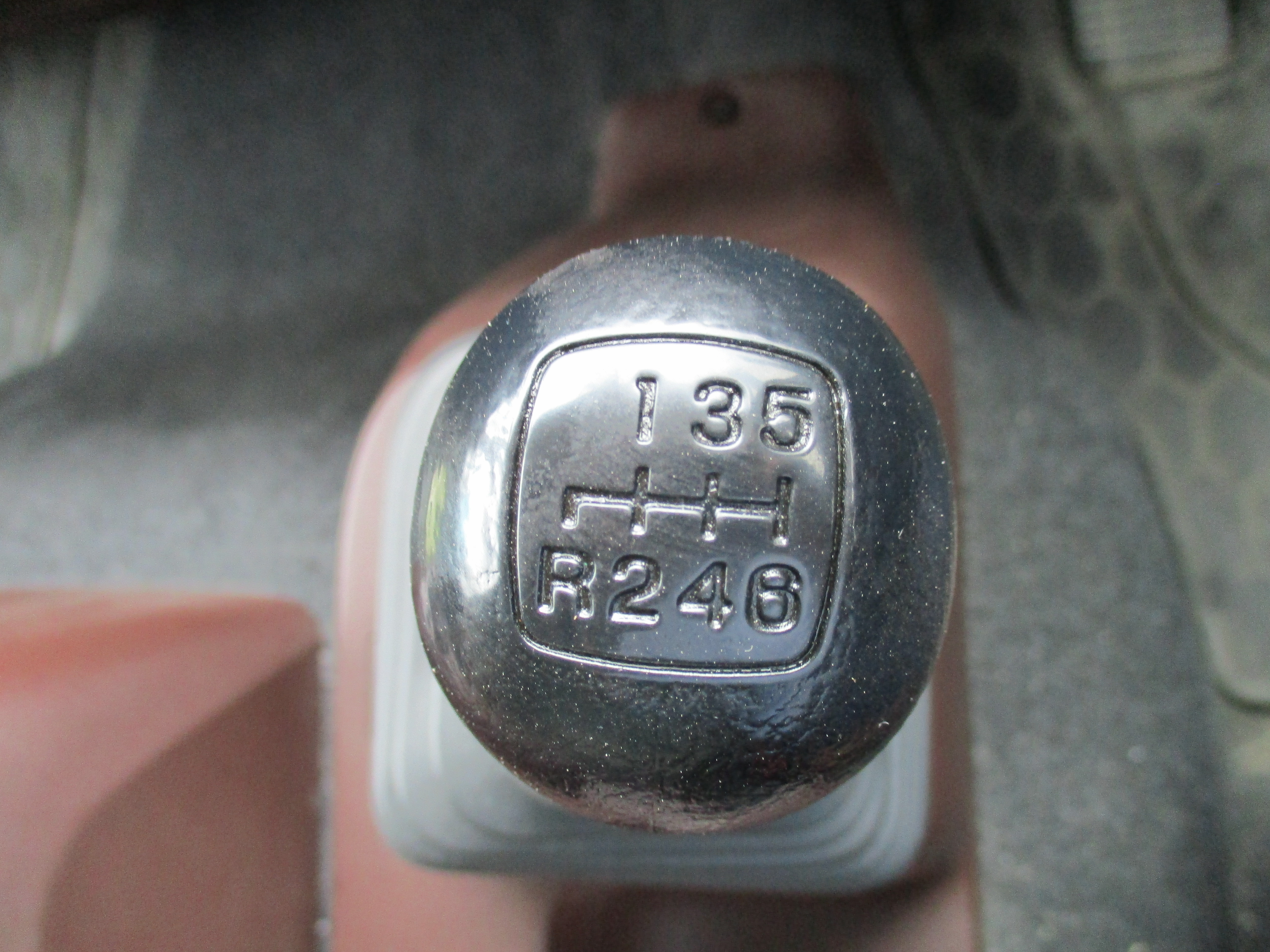 日野 中型ワイド レンジャー アルミウィング 2KG-FD2ABG