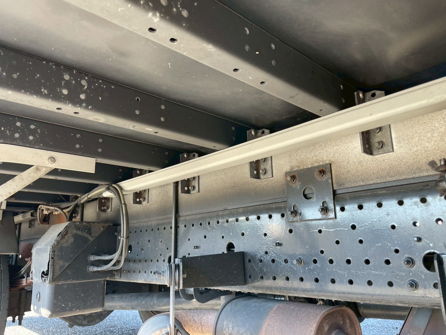 いすゞ 中型ワイド  アルミウィング TKG-FRR90S2