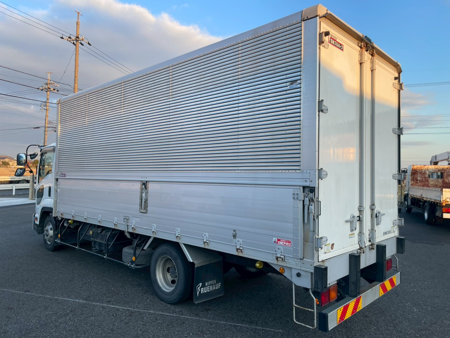 いすゞ 中型標準  アルミウィング TKG-FRR90T2