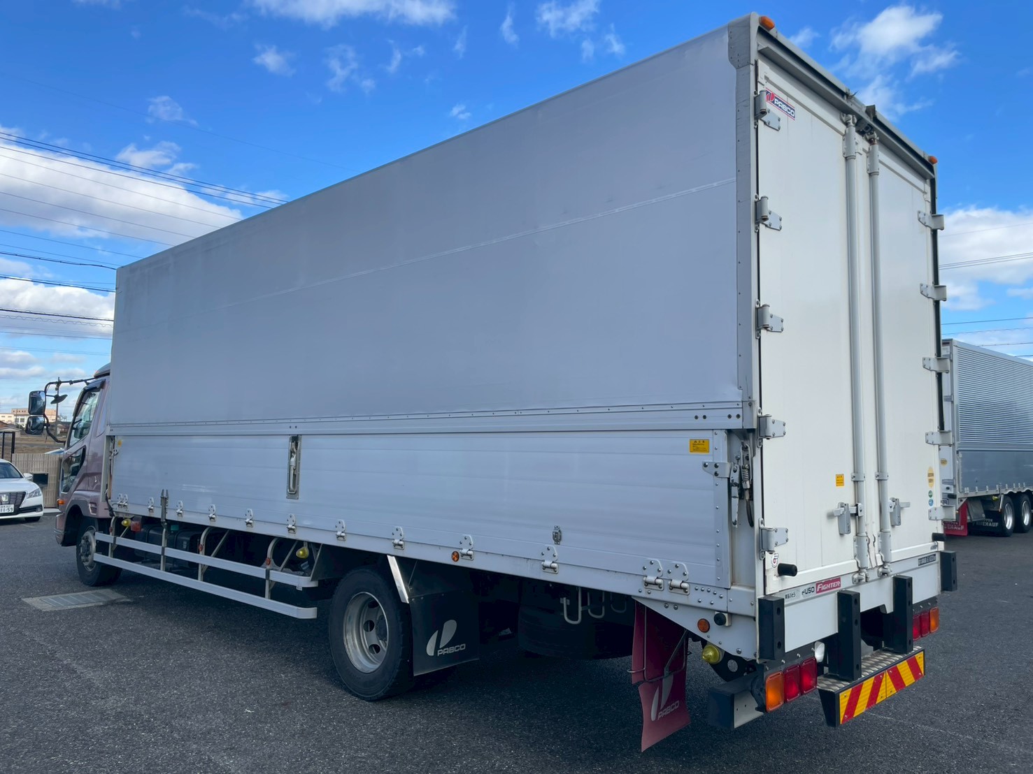 三菱 中型増トンワイド ファイター ホロウイング 2KG-FK65FZ