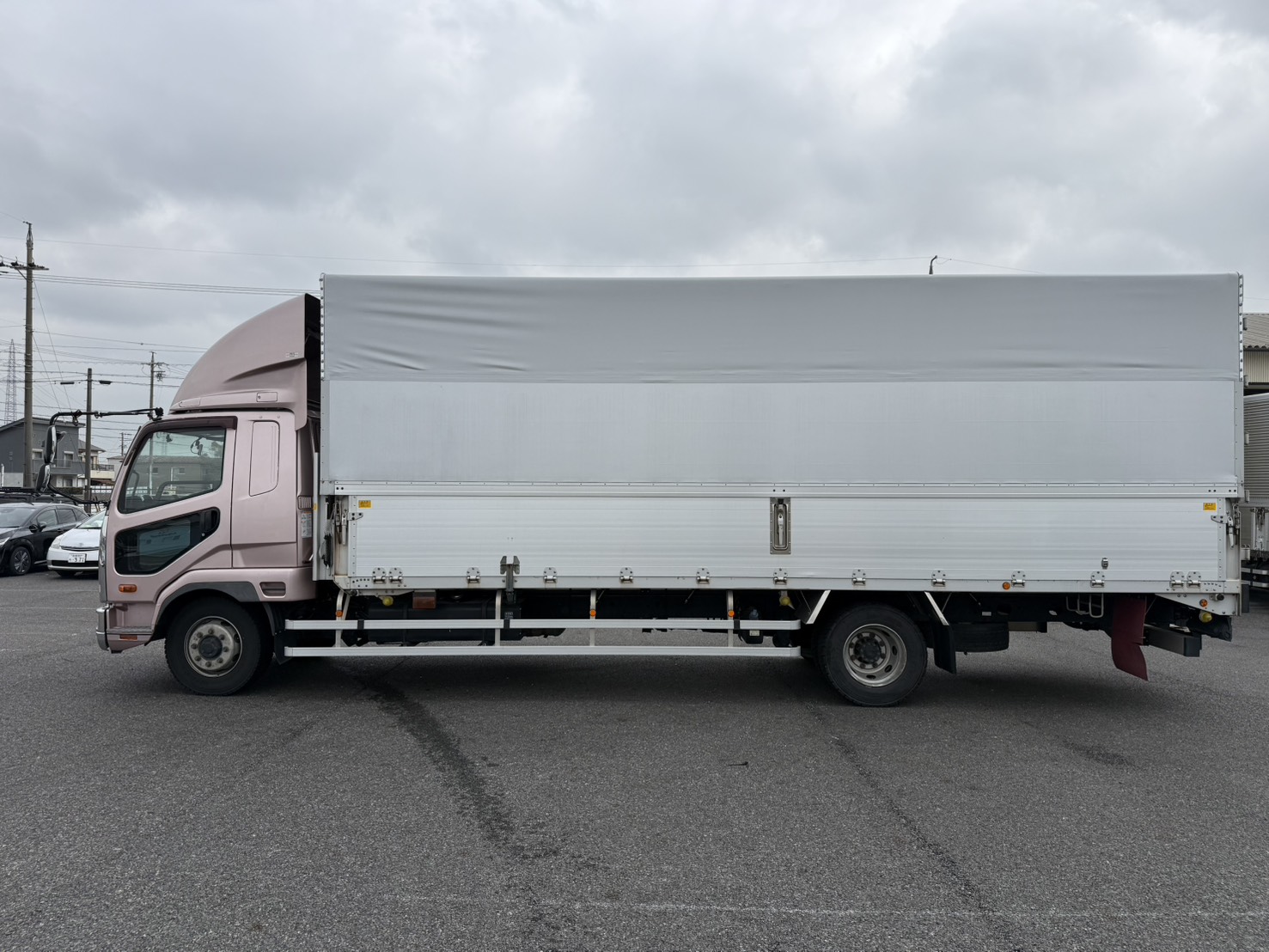 三菱 中型増トンワイド ファイター ホロウイング 2KG-FK65FZ