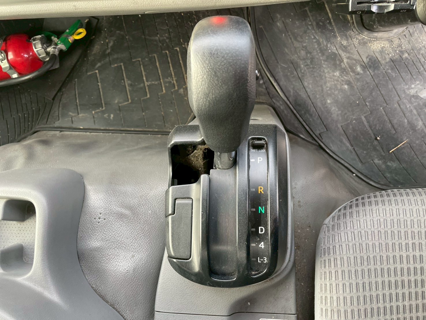 日野 小型ワイド デュトロ バン TKG-XZC710M