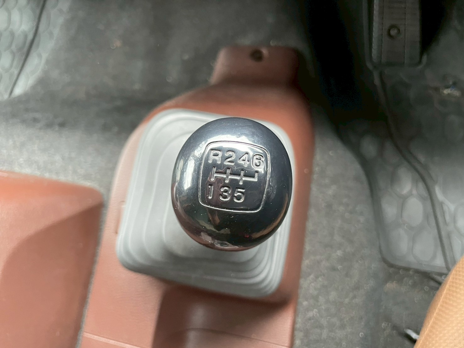 日野 中型増トンワイド  アルミウィング 2PG-FE2ABG