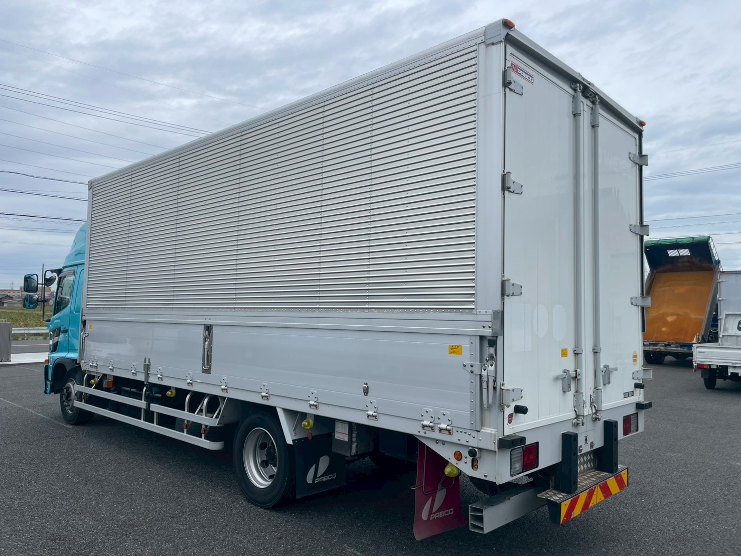 日野 中型増トンワイド  アルミウィング 2PG-FE2ABG