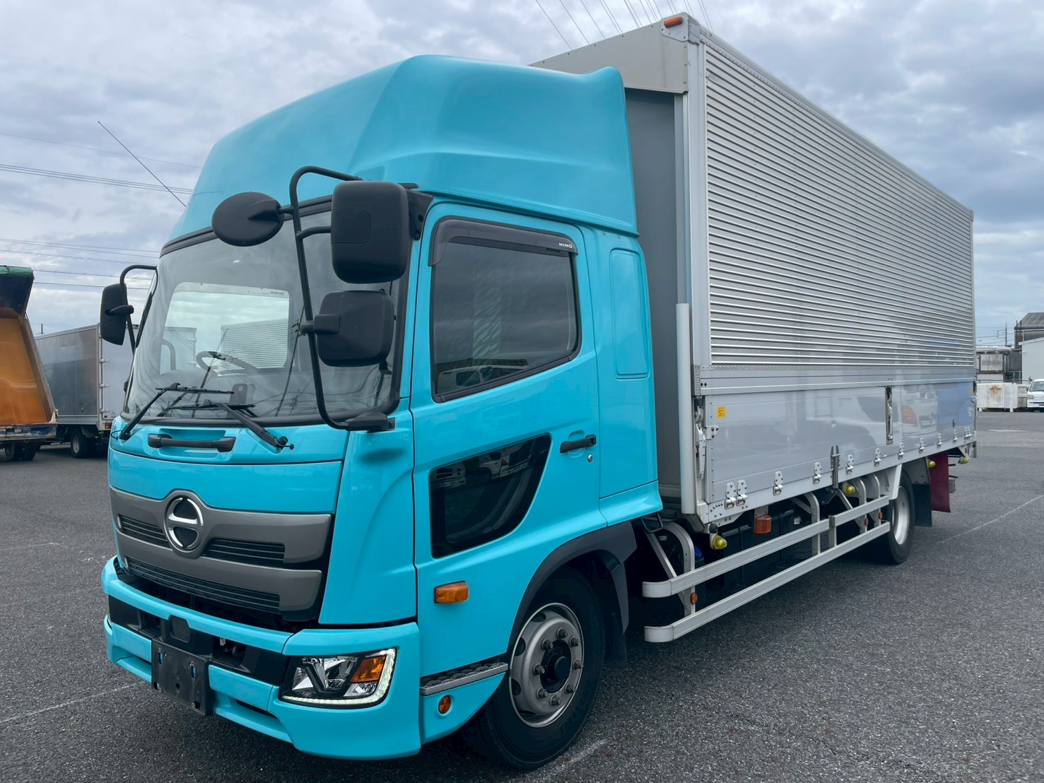 日野 中型増トンワイド  アルミウィング 2PG-FE2ABG