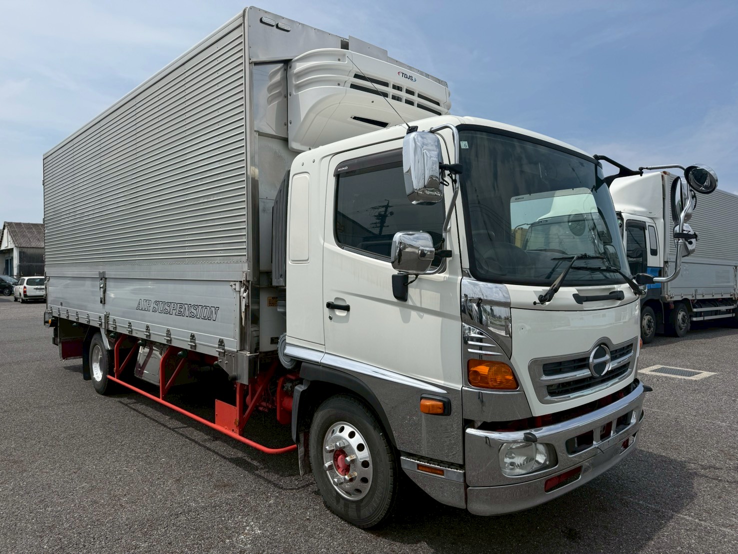 日野 中型ワイド  冷凍ウイング TKG-FD7JLAG