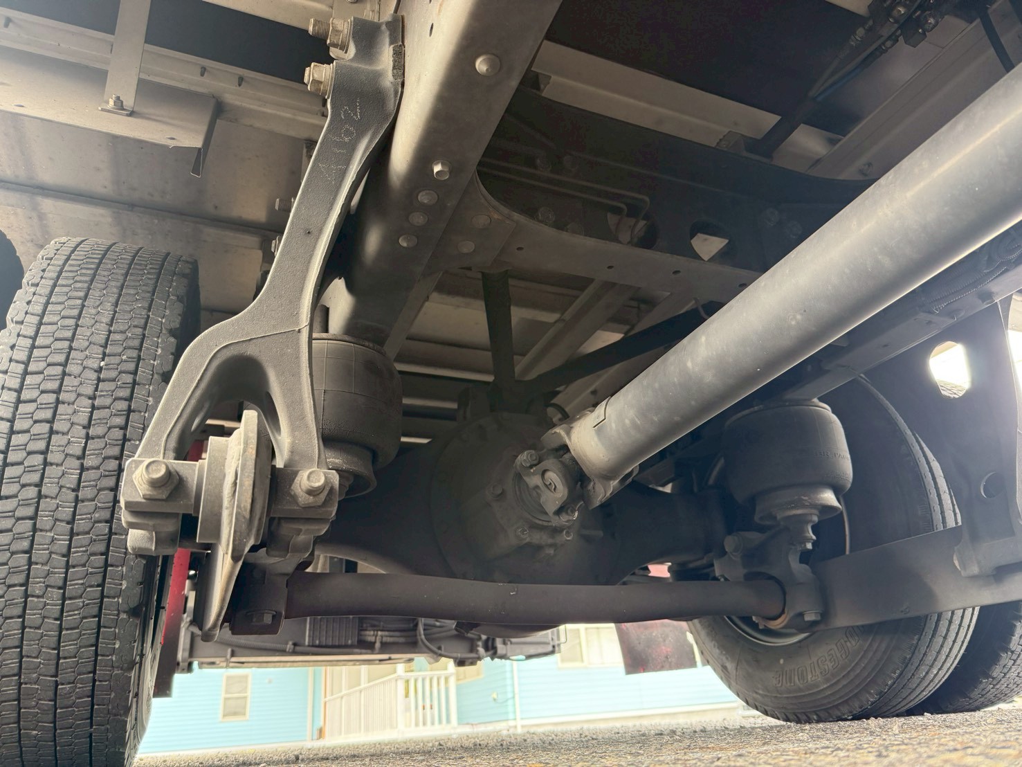 いすゞ 中型ワイド  アルミウィング 2RG-FRR90T2