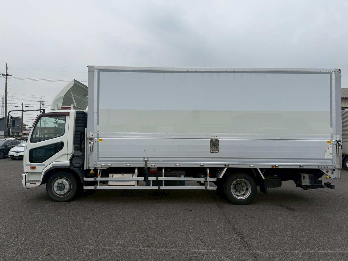 三菱 中型増トンワイド ファイター アルミウィング TKG-FK72FY