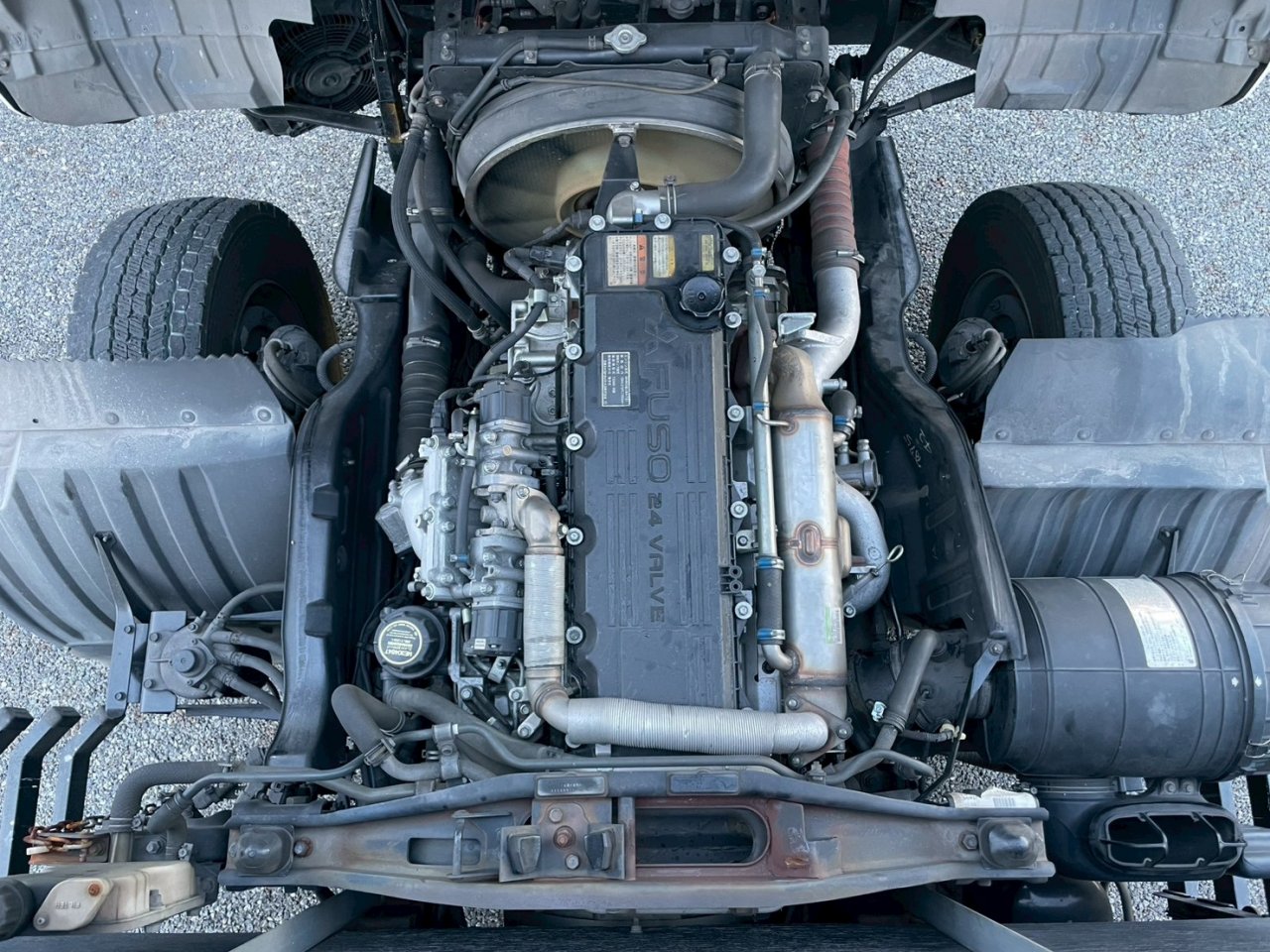 三菱 中型増トンワイド  平ボディ LKG-FK65FZ