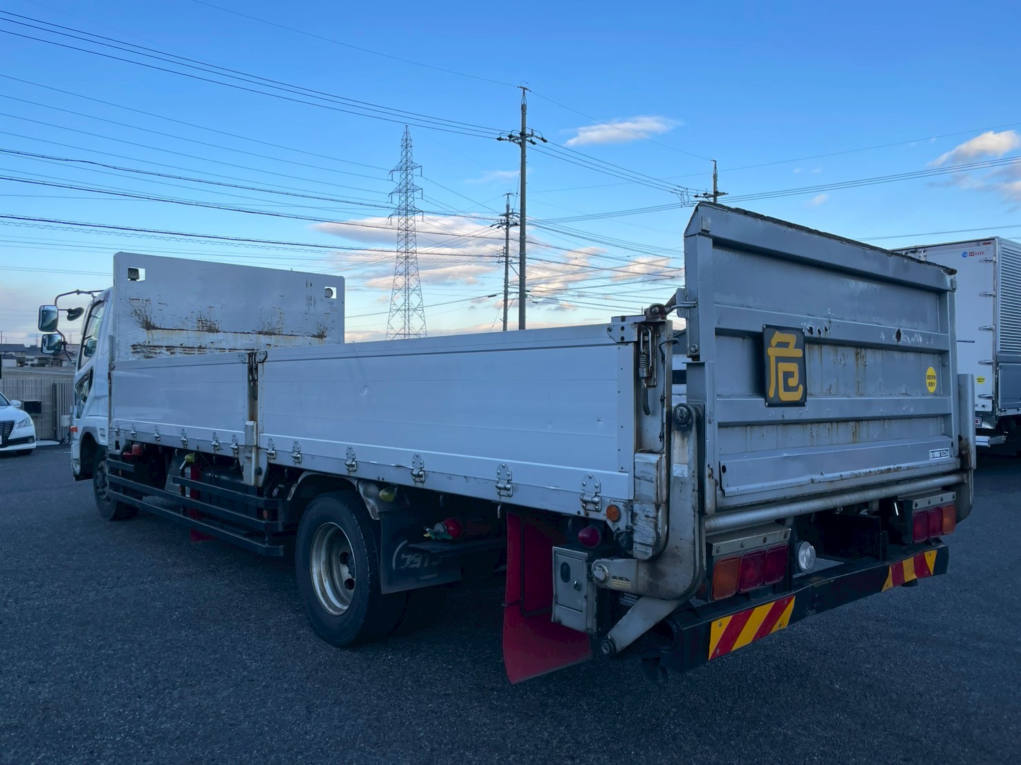 三菱 中型増トンワイド  平ボディ LKG-FK65FZ