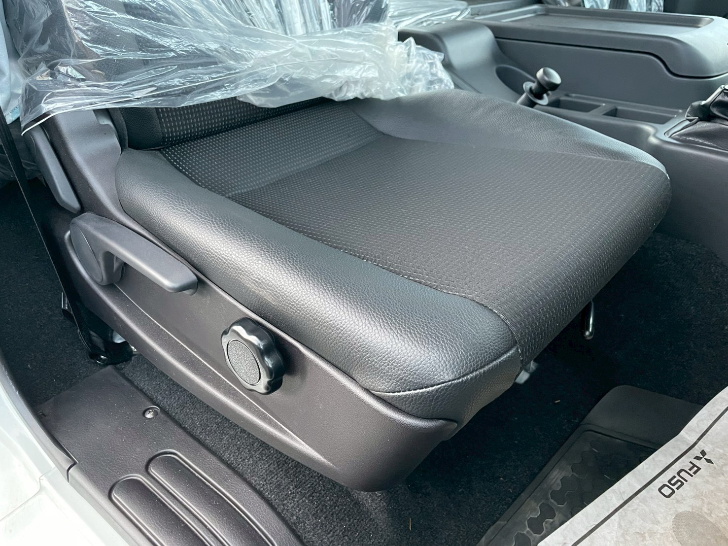 三菱 中型増トンワイド  平ボディ 2KG-FK62FZ