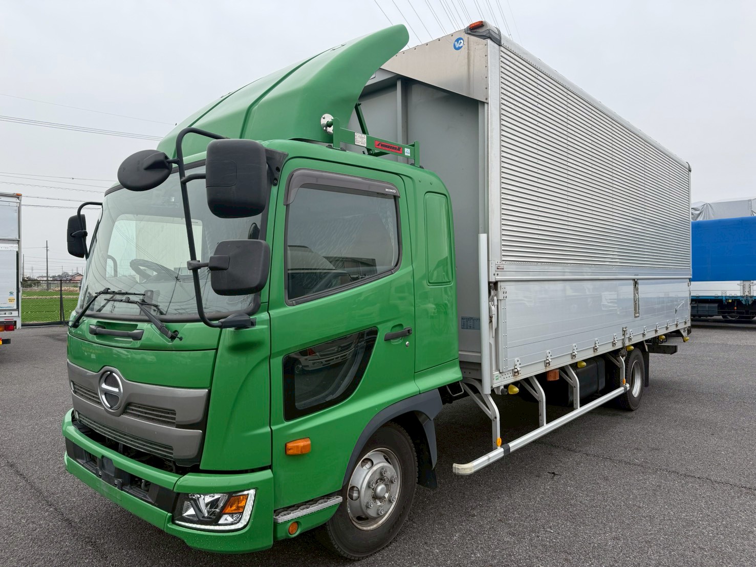 日野 中型ワイド  アルミウィング 2KG-FD2ABA