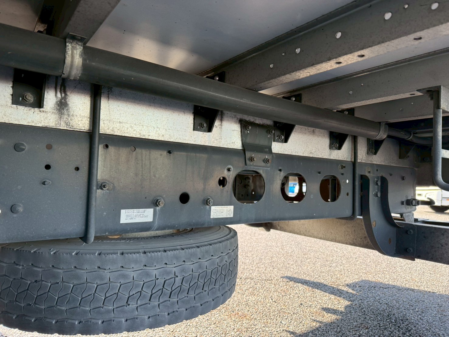 三菱 中型ワイド ファイター アルミウィング TKG-FK64F