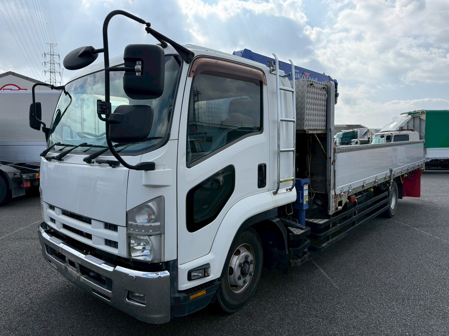 いすゞ 中型増トンワイド  クレーン３段 SKG-FSR90S2