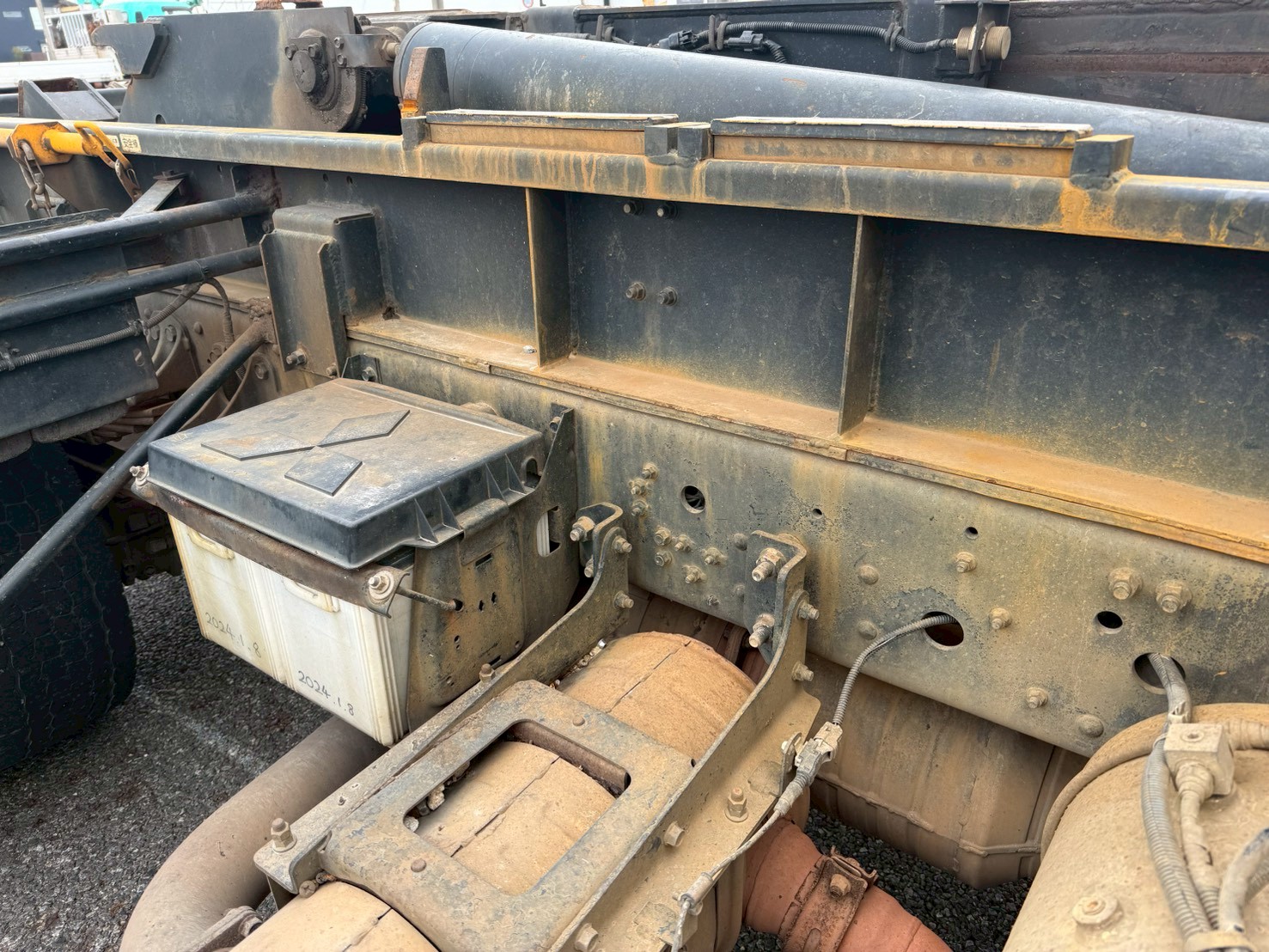 三菱 中型増トン標準  アームロール LKG-FK62FZ