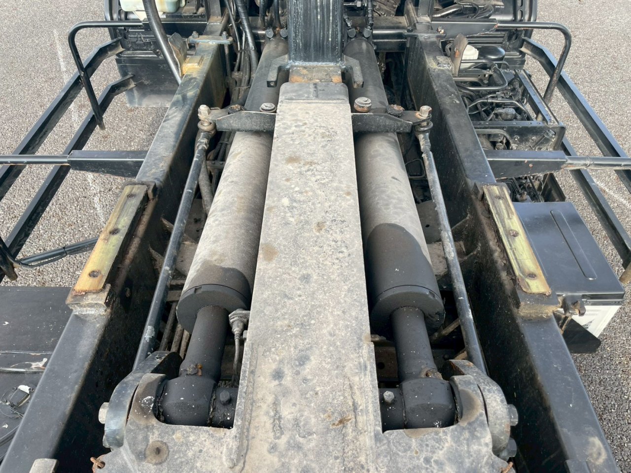 いすゞ 中型増トン標準 フォワード アームロール PKG-FSR34S2