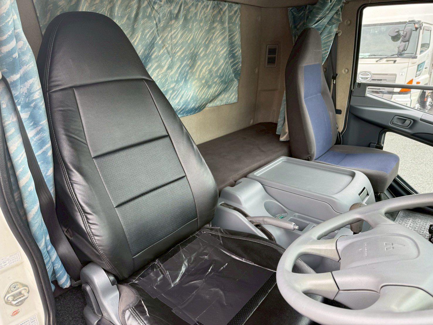 三菱 中型ワイド  アルミウィング TKG-FK61F