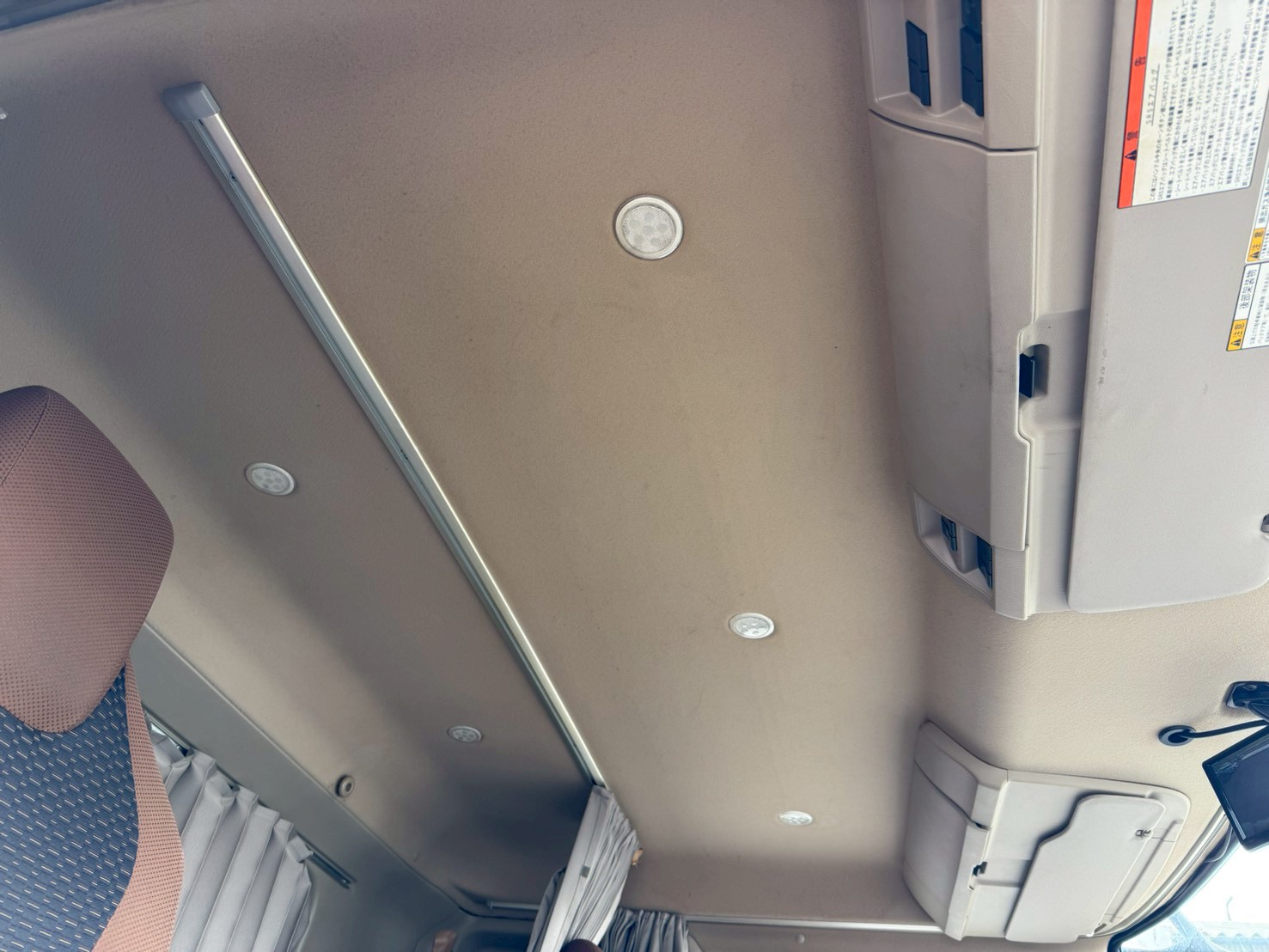 日野 中型ワイド  アルミウィング 2KG-FD2ABA