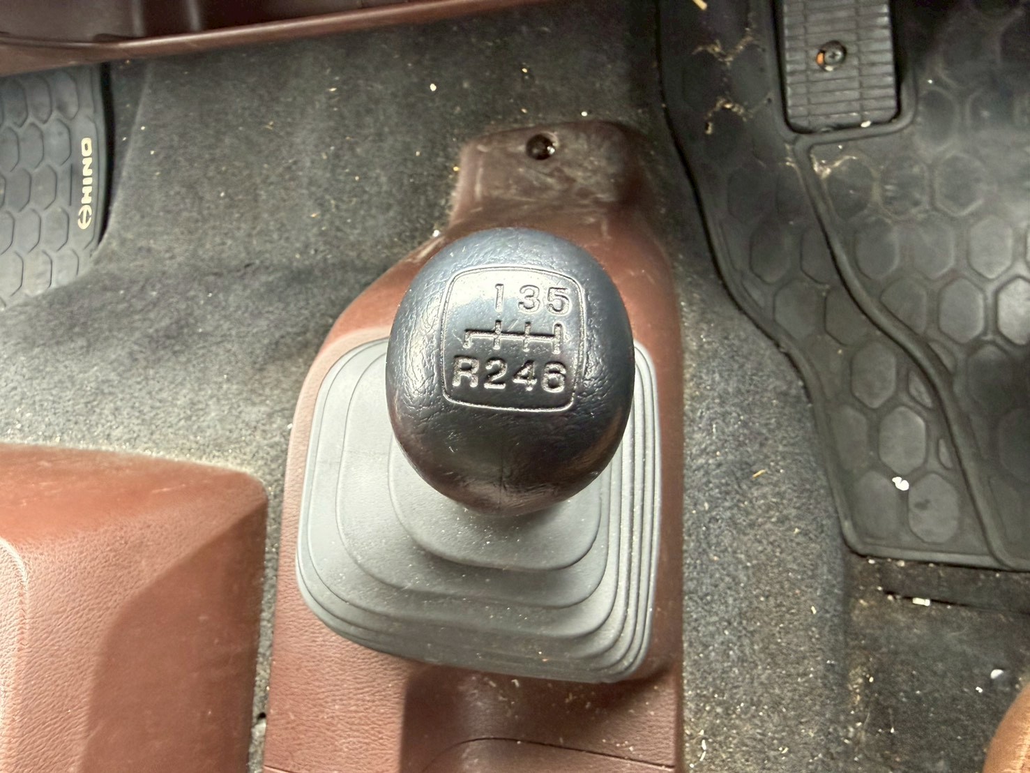 日野 中型ワイド  アルミウィング 2KG-FD2ABA