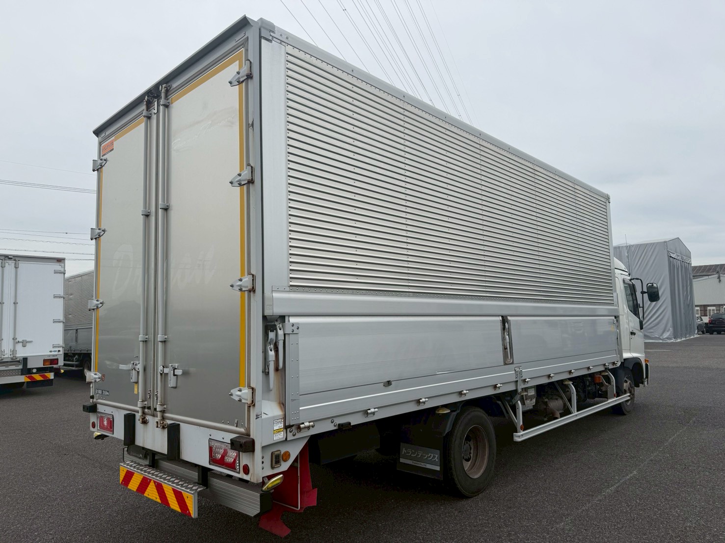 日野 中型ワイド  アルミウィング 2KG-FD2ABA