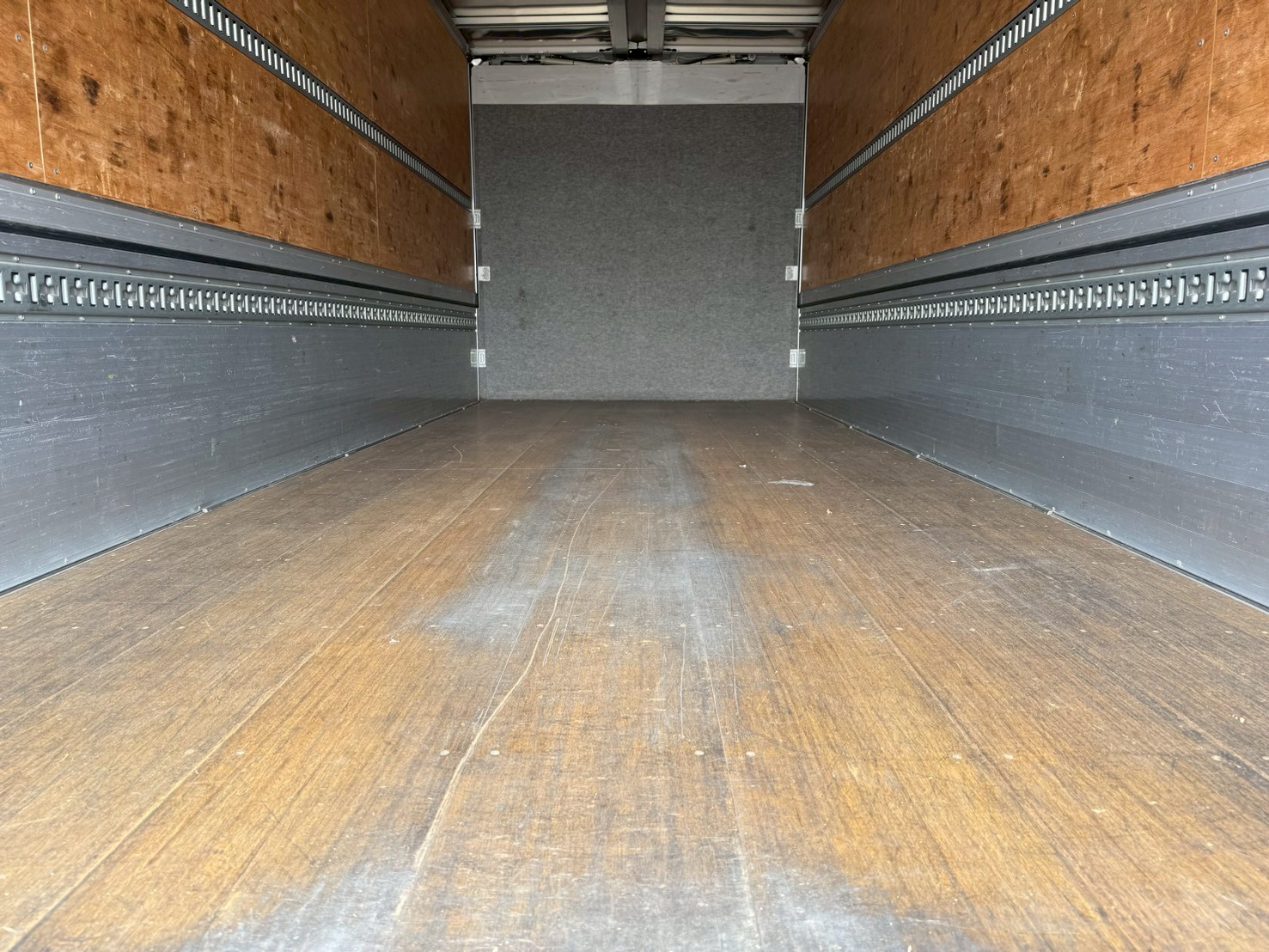 日野 中型ワイド  アルミウィング 2KG-FD2ABA