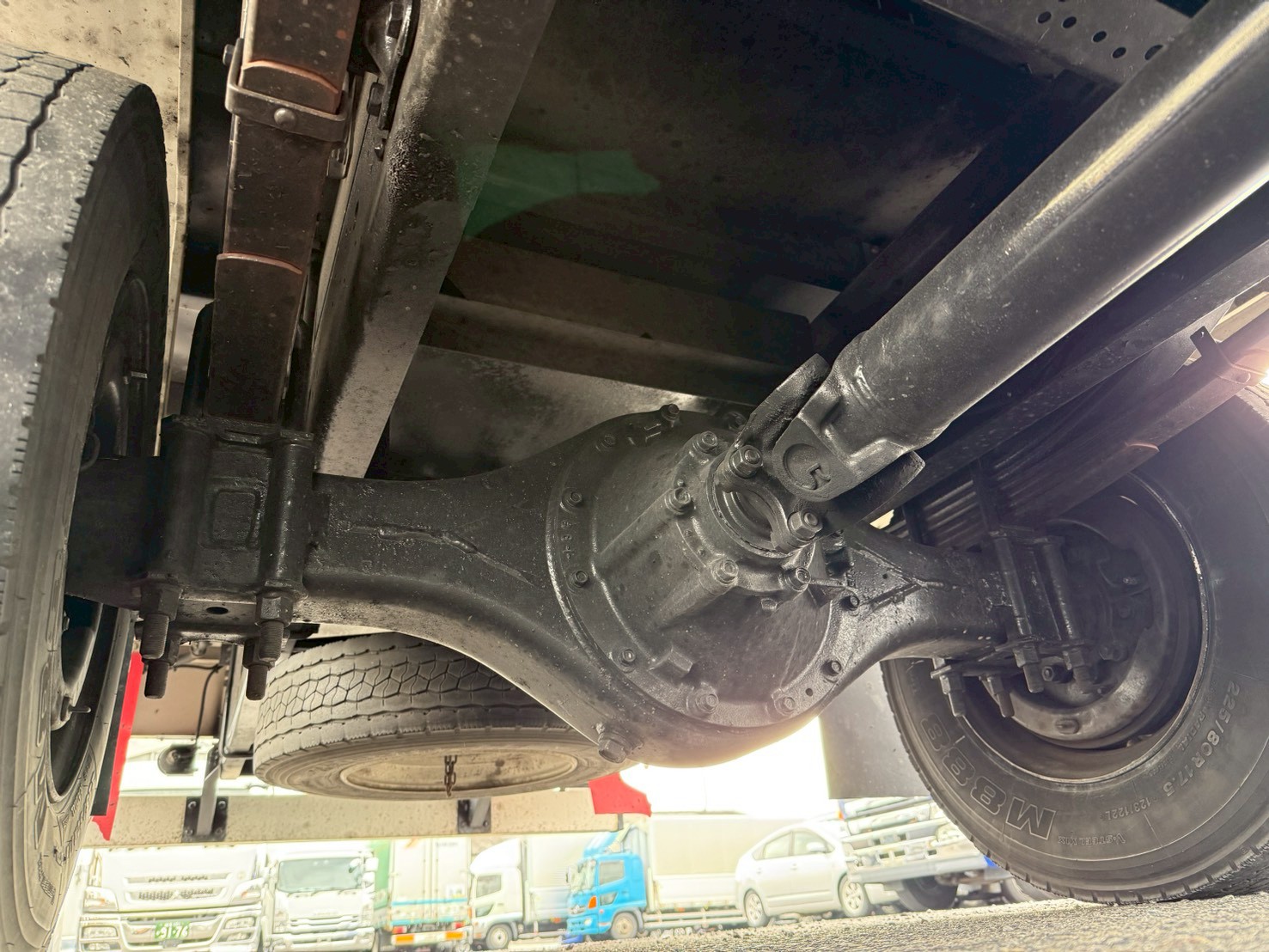 いすゞ 中型ワイド フォワード アルミウィング TKG-FRR90S2