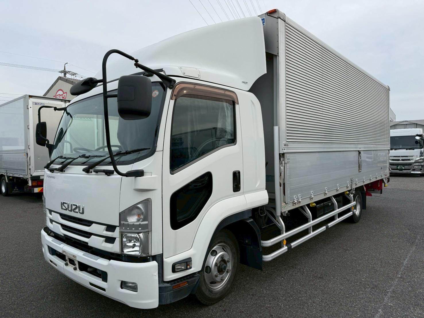 いすゞ 中型ワイド フォワード アルミウィング TKG-FRR90S2