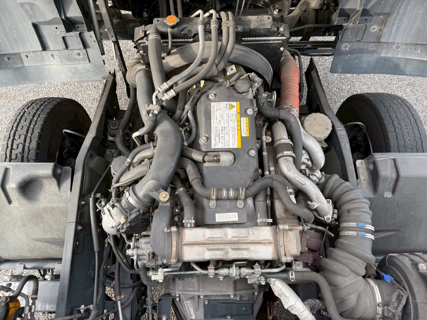 いすゞ 中型ワイド フォワード アルミウィング TKG-FRR90S2