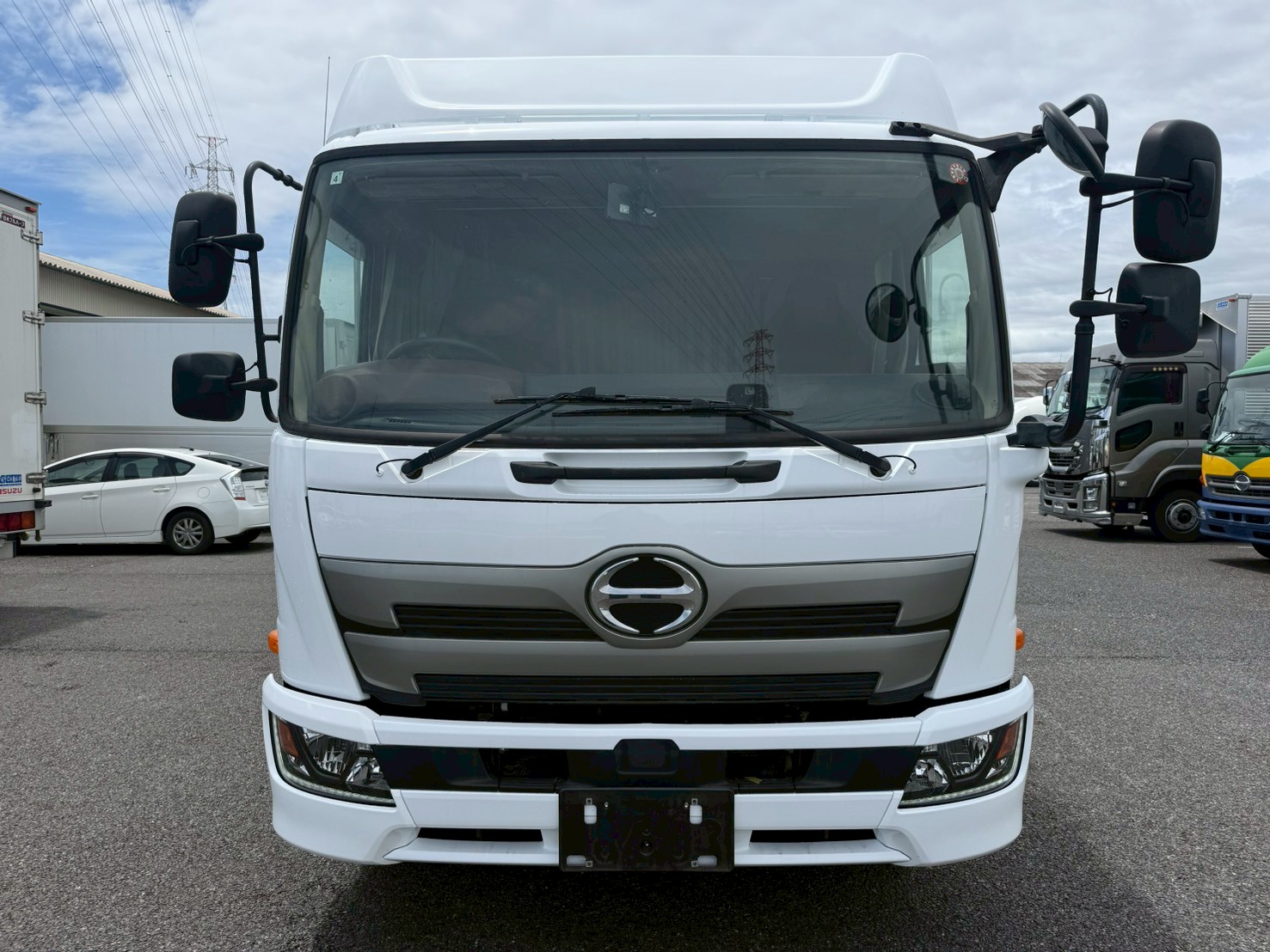 日野 中型増トンワイド  平ボディ 2PG-FE2ABG